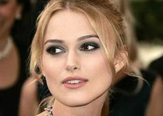 Keira Knightley knows how to 'deal with' stage fright now