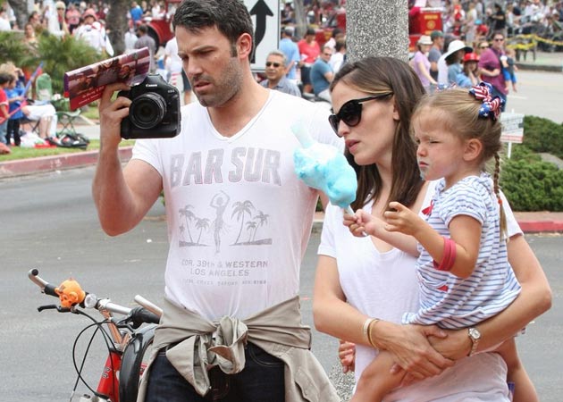 Affleck wants another child with Garner