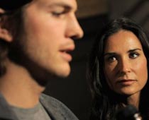Demi Moore to 'punish' Kutcher in divorce?