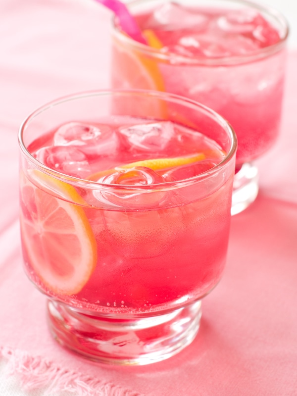 When Life Gives You Lemons: 8 Refreshing Lemonade Ideas When Life Gives You Lemons: 8 Refreshing Lemonade Ideas