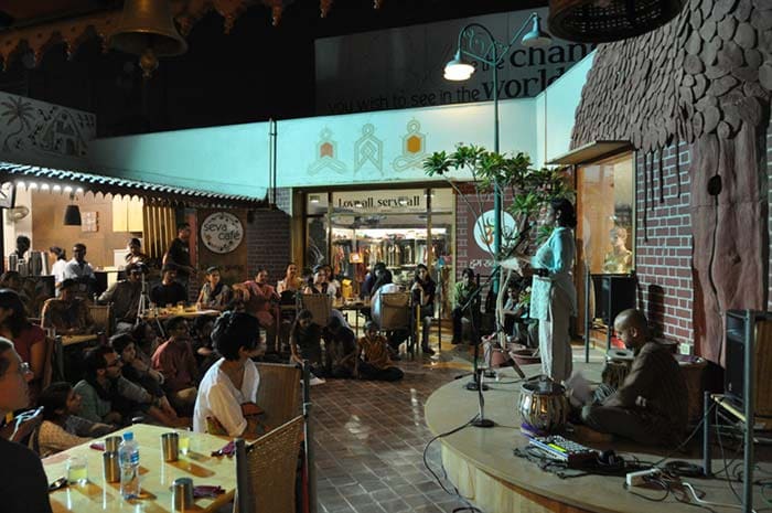 7 Restaurants That Let You Pay Whatever You Feel Like 7 Restaurants That Let You Pay Whatever You Feel Like
