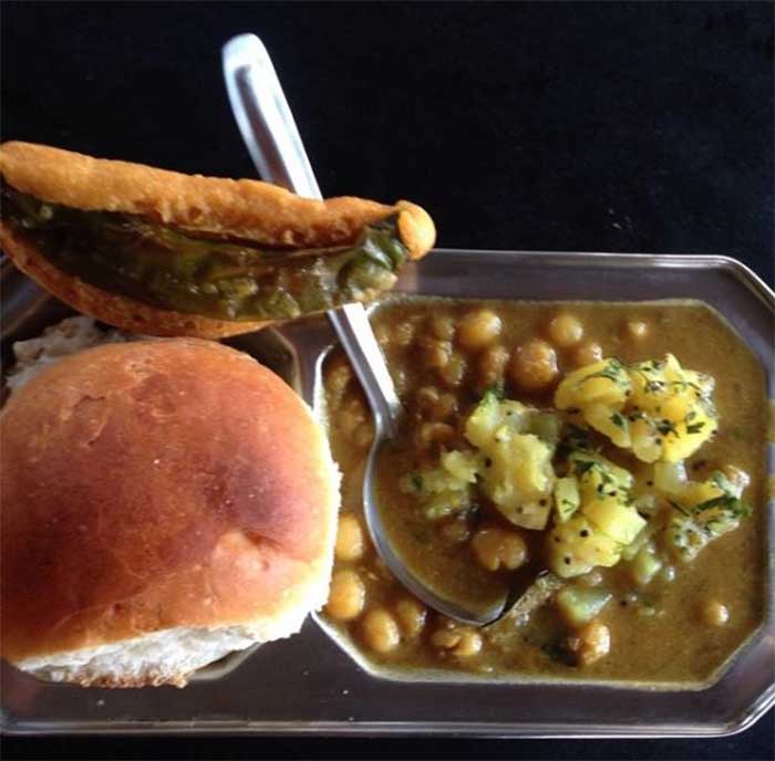 10 Unusual Regional Breakfast Dishes in India 10 Unusual Regional Breakfast Dishes in India