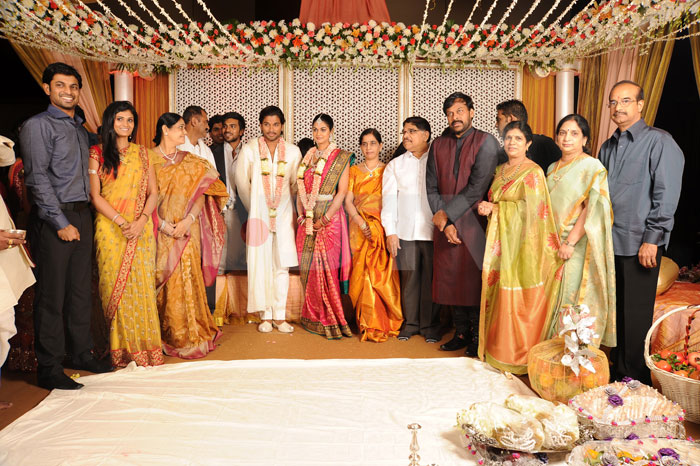 Telugu actor Allu Arjun gets engaged