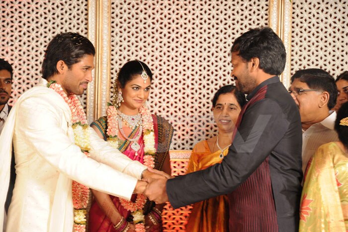 Telugu actor Allu Arjun gets engaged