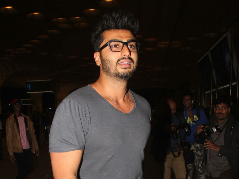 A <I>Khatron Ke Khiladi</i> and a <I>Hero</i> at the Airport