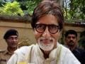 Big B celebrates birthday with fans