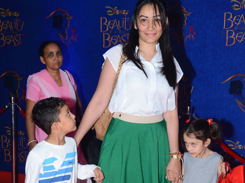 <I>Baby's Day Out</i>: Bollywood's Date With Family