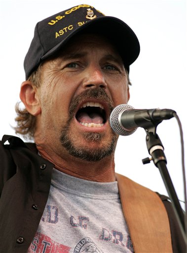 Entertainment Buzz - August 13