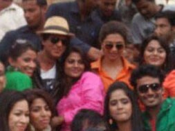srkdeepikathumb12_253x190.jpg