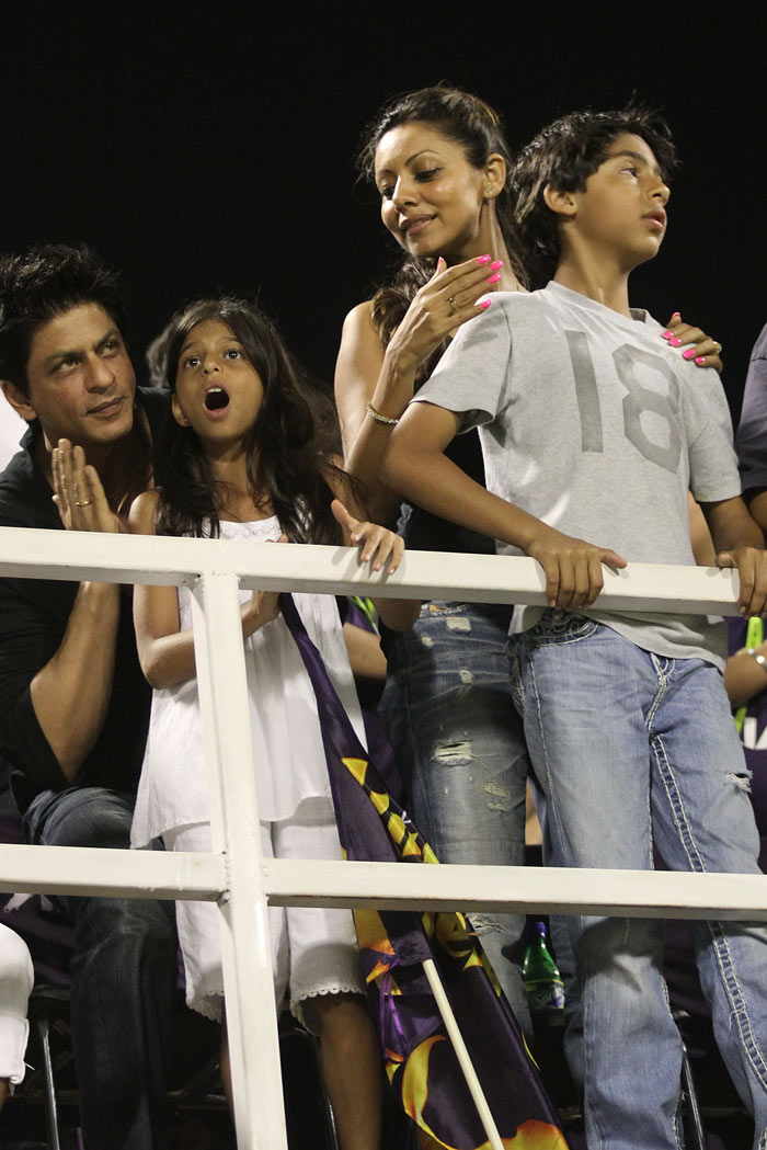 SRK and family @ IPL