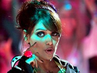 Hot Bipasha in Gazab bhayo raama