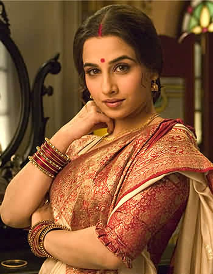 Vidya balan sexin saree