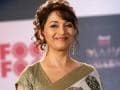 Star Spotting: Madhuri Dixit at food show