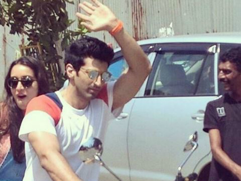 Fun on Sets: Shraddha, Aditya Shoot For <I>OK Jaanu</i>