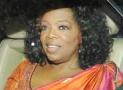 Oprah drapes a sari for India