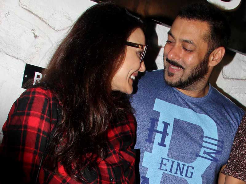 <i>Chori Chori Chupke Chupke</i>? Preity's 'Unplanned' Evening With Salman