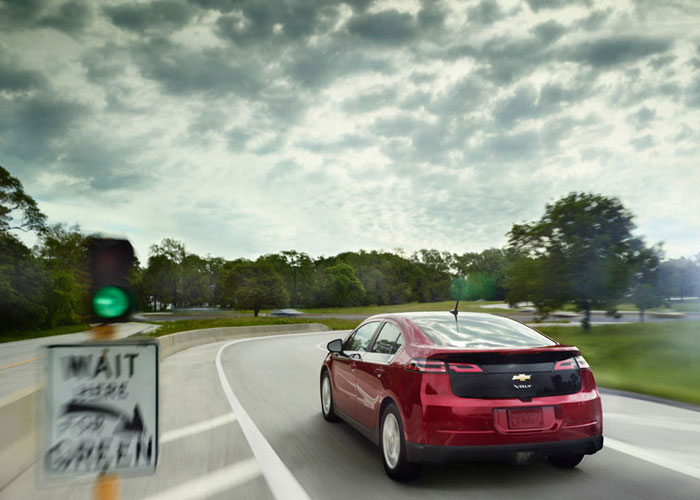 Hybrid cars to reach India soon