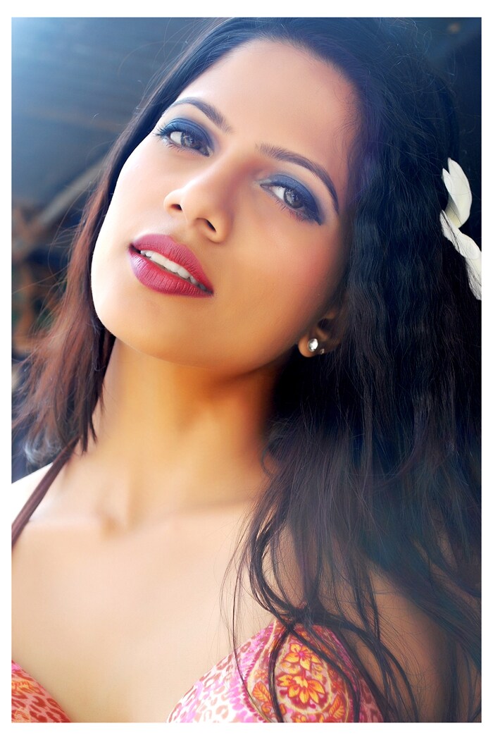 KF Calendar Hunt 2012, Contestant: Khushboo Mendonca