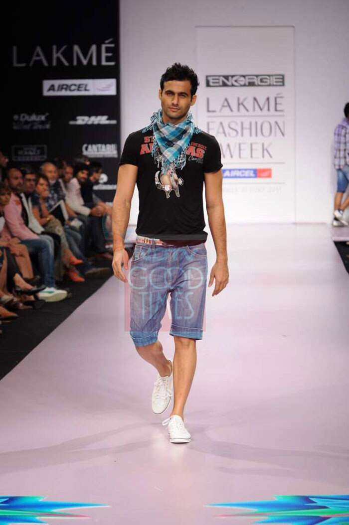 Kunal Kapoor Walks The Ramp For Energie Show
