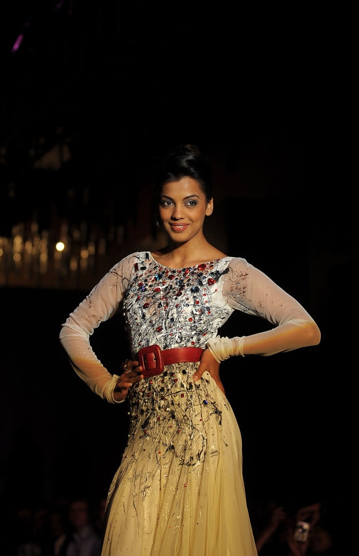 Hotties rule the ramp