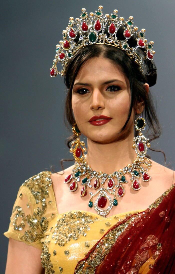 Hotties rule the ramp