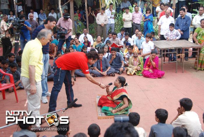NDTV Support My School Campaign: Sachin Tendulkar at Support My School campaign