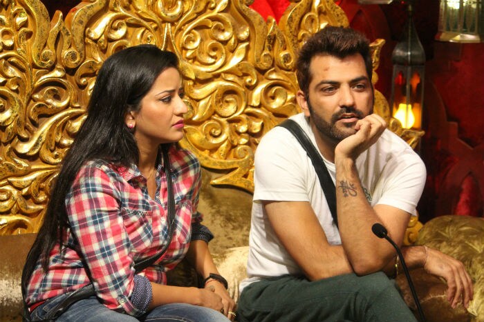 बिग बॉस 10: क्या टूट जाएगी रोहन और लोपा की दोस्ती, आया नॉमिनेशन का ट्विस्ट बिग बॉस 10: क्या टूट जाएगी रोहन और लोपा की दोस्ती, आया नॉमिनेशन का ट्विस्ट