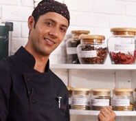 Aditya Bal, Chakh Le Academy