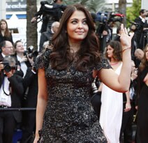 Cannes 2013: Ooh la la, here's Aishwarya Rai Bachchan 
