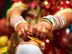 Woman Calls Off Marriage Over Dowry Demand 