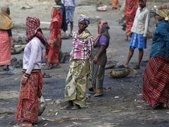 Notes Ban A 'Disaster' For Rural Women, Say Activists