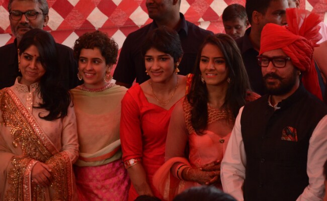 What Aamir Khan Said About Notes Ban at Wrestler Geeta Phogat's Wedding  