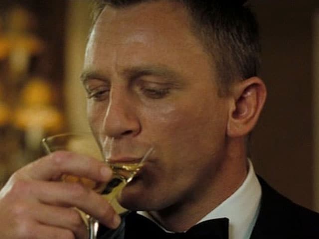 Cheers. This James Bond Has Licence Not Just To Kill But To Out-drink 