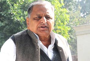अलीगढ़ में बनेगा मुलायम सिंह का मंदिर