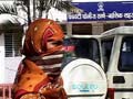 गर्भ में कन्या होने के चलते महिला के पेट पर वार कर भ्रूण की हत्या की
