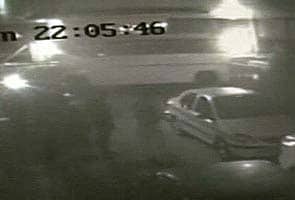 दिल्ली गैंगरेप : पीड़ित को वेंटिलेटर से हटाया, लेकिन संक्रमण की आशंका