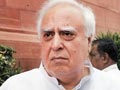 वोडाफोन के साथ समझौते पर सिब्बल ने बदला अश्विनी कुमार का निर्णय