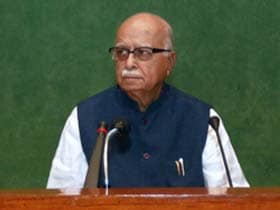 आडवाणी ने कहा, एक व्यक्ति के नेतृत्व में चुनाव न लड़े एनडीए : सूत्र
