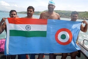 भारतीय वायुसेना की तैराकी टीम ने बनाया वर्ल्ड रिकॉर्ड...