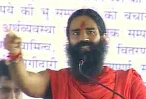 इशारों-इशारों में लोकपाल पर रामदेव ने की टीम अन्ना की खिंचाई...
