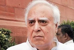 2-G auction ends: Govt gets 9,407.64 cr only