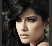 http://drop.ndtv.com/uploads/kingfisher2010/a2.jpg