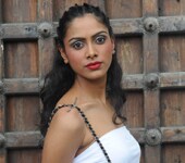 http://drop.ndtv.com/uploads/kingfisher2010/b3.jpg