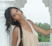 http://drop.ndtv.com/uploads/kingfisher2010/d1.jpg