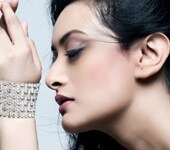 http://drop.ndtv.com/uploads/kingfisher2010/d14.jpg