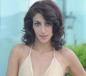 http://drop.ndtv.com/uploads/kingfisher2010/d6.jpg