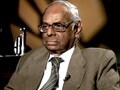 Govt committed to take actions to push economy forward: Rangarajan