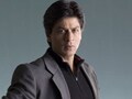 Video : SRK injured while playing soccer