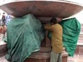 Video : UP polls: After poll panel's order, Mayawati's statues to be draped today