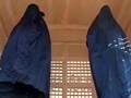 Video : 'Operation cover-up' of Mayawati statues divides many